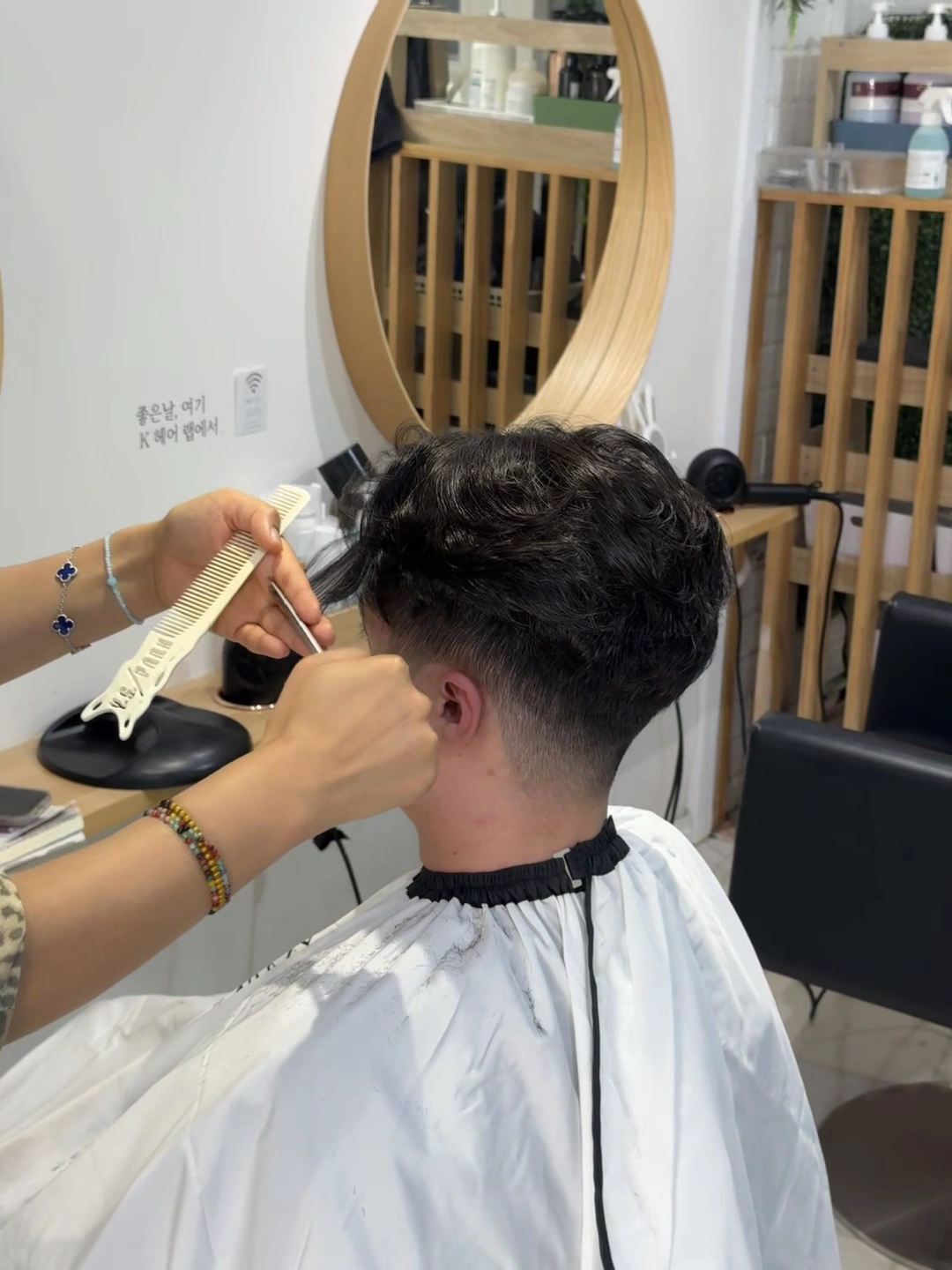 Men's haircut in progress